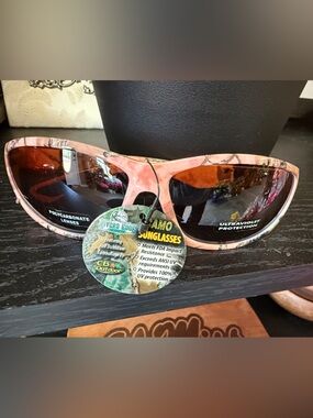 Camo Sunglasses in Pink Camo with Amber Lenses